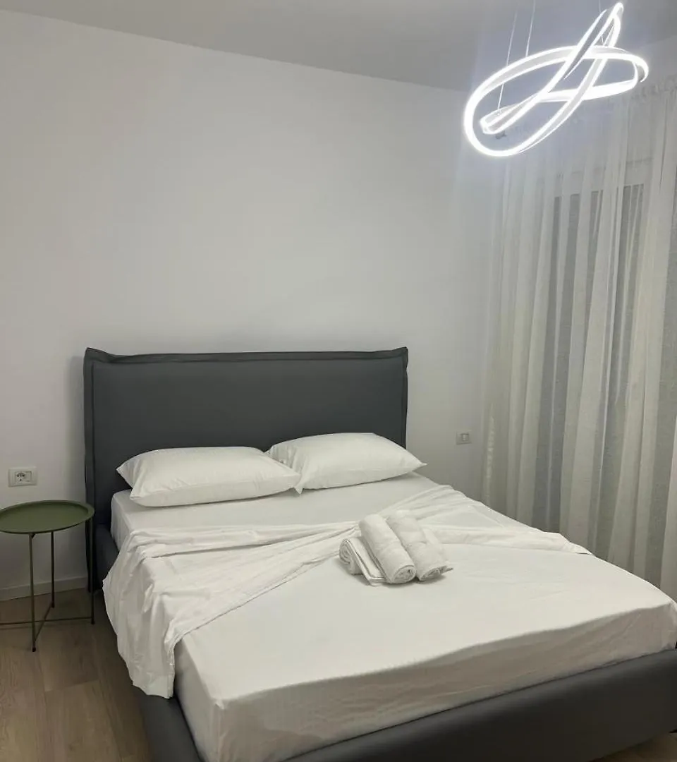 Poppy Apartments Tirana